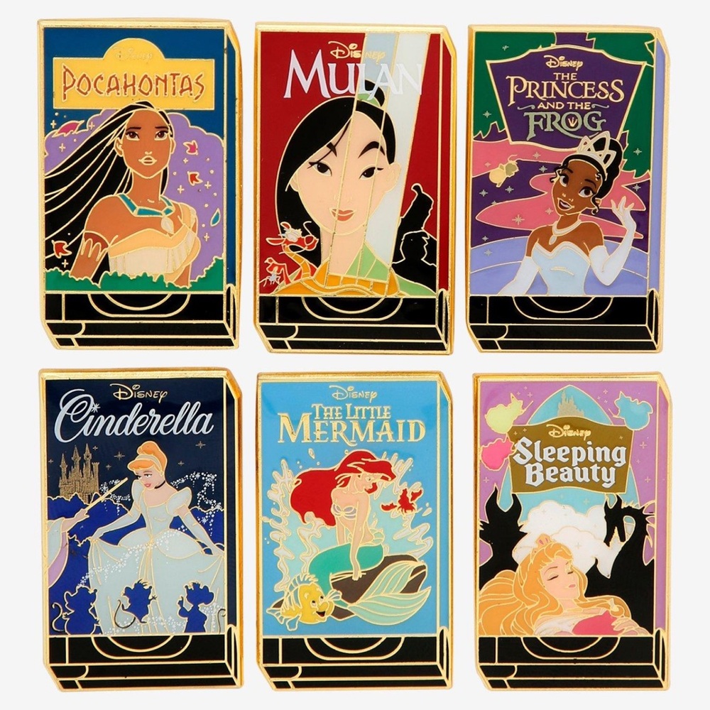 Mulan Enamel Pin VHS tape - Picture 2 of 4